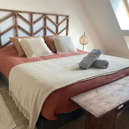 Un Petit Coin Sous Les Toits Villa Hautvillers Kültér fotó